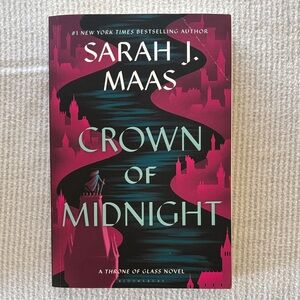 Crown of Midnight Novel with Striking Cover